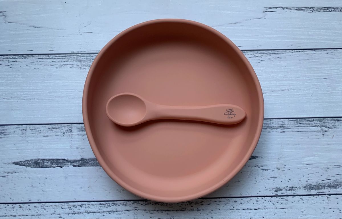 Suction Flat Bowl + Spoon Set
