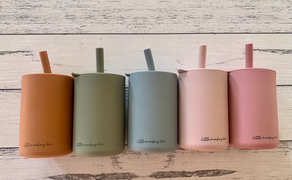 Silicone cup + Straw